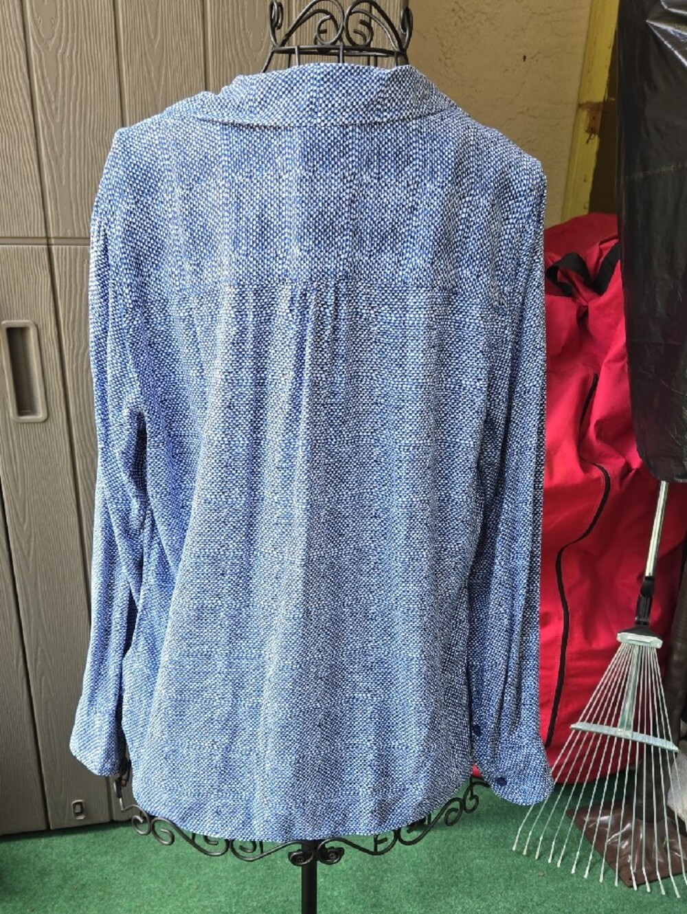 Dalia Collection Blue and White Printed Top - Picture 5 of 6